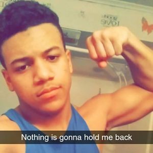 Meet your Posher, Devonte